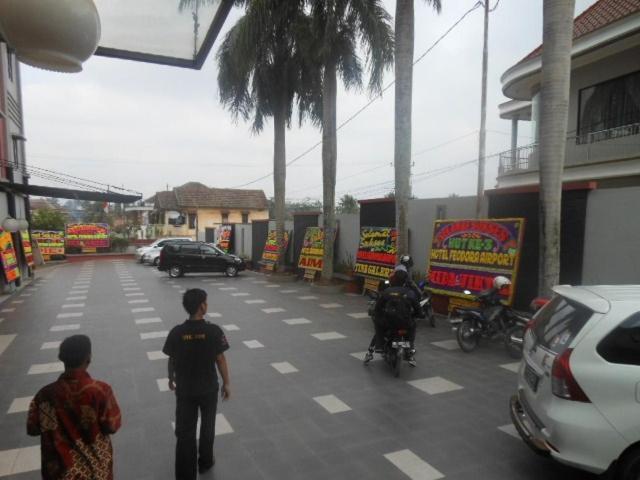 Hotel Feodora Airport Palembang Exterior foto