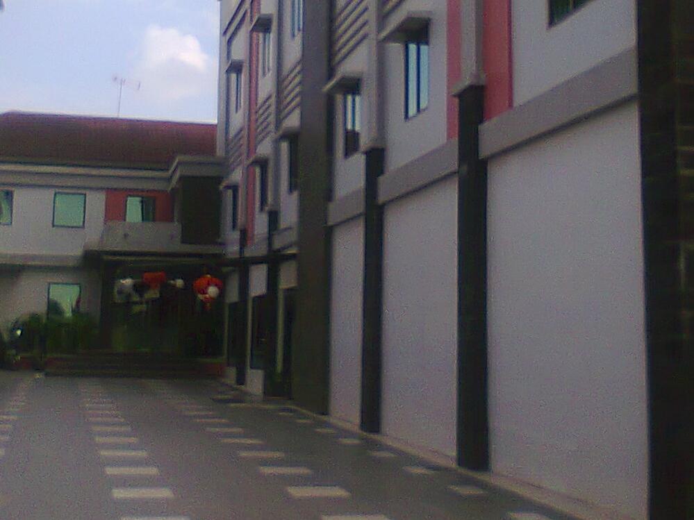 Hotel Feodora Airport Palembang Exterior foto