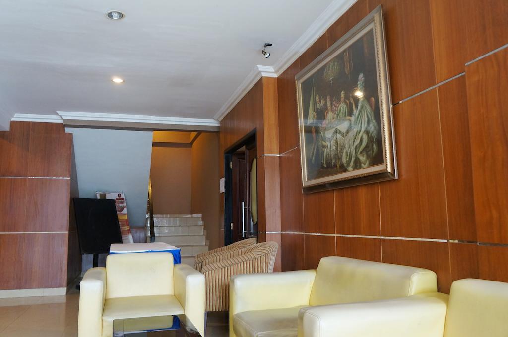 Hotel Feodora Airport Palembang Exterior foto